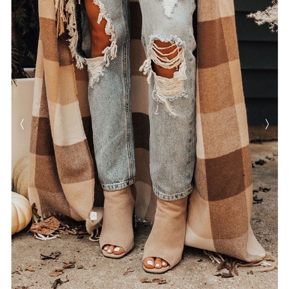 Perfect Fall Bootie! - Picture 2 of 3